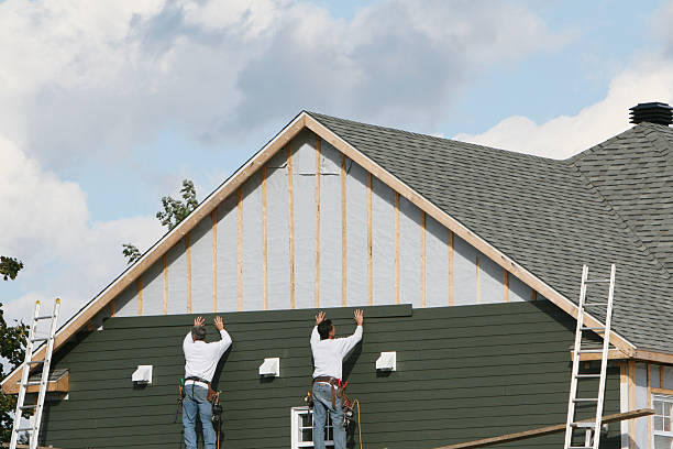 Professional Siding Contractor technician working in Merchantville, NJ
